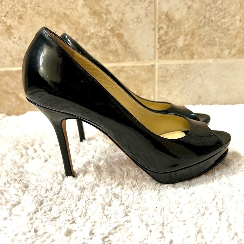 Jimmy Choo Luna Black Patent Leather ‘Crown’ Peep Toe Pumps size 5 women’s